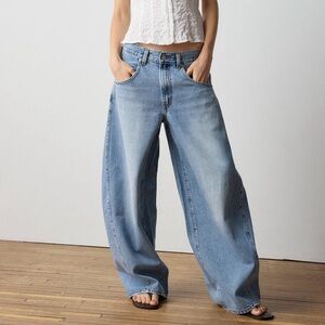 Levi’s Super Baggy Barrel Jean